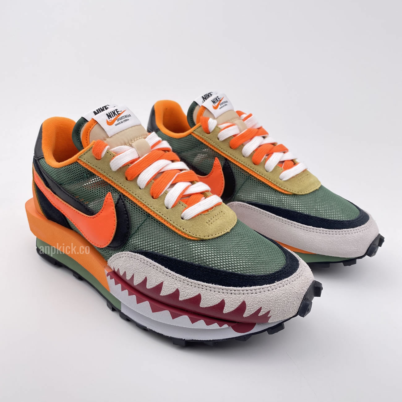 Bape Shark Mouth Sacai Nike Ldv Waffle Custom Shoes Bv0073 007 (3) - www.newkick.vip